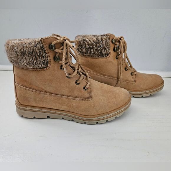 Cliffs by White Mountain tan kalina style  ankle‎ lace up boots for women size 7 - Picture 1 of 12